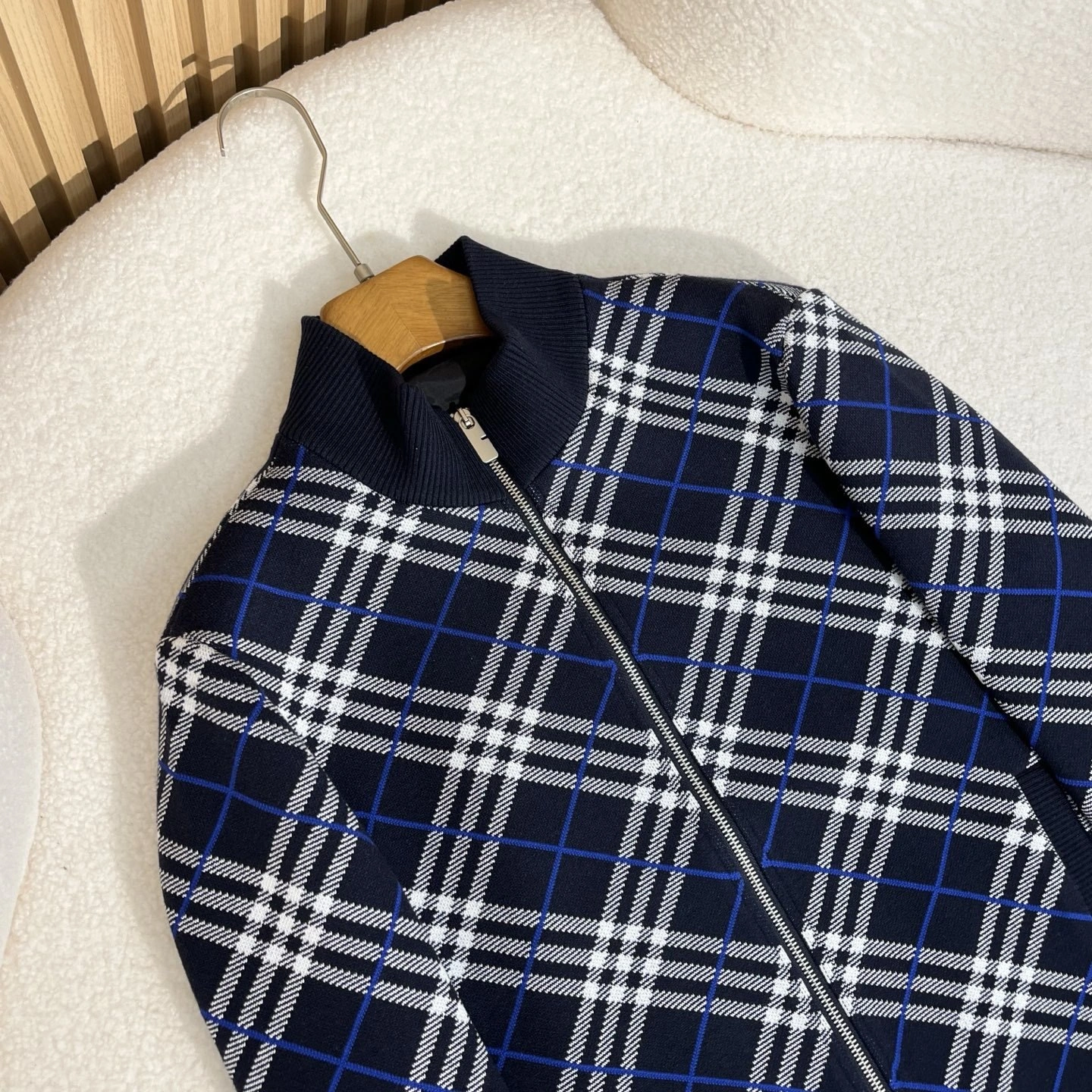 wg.luxury-- 2ur25rry wool item: E-F443J1816H